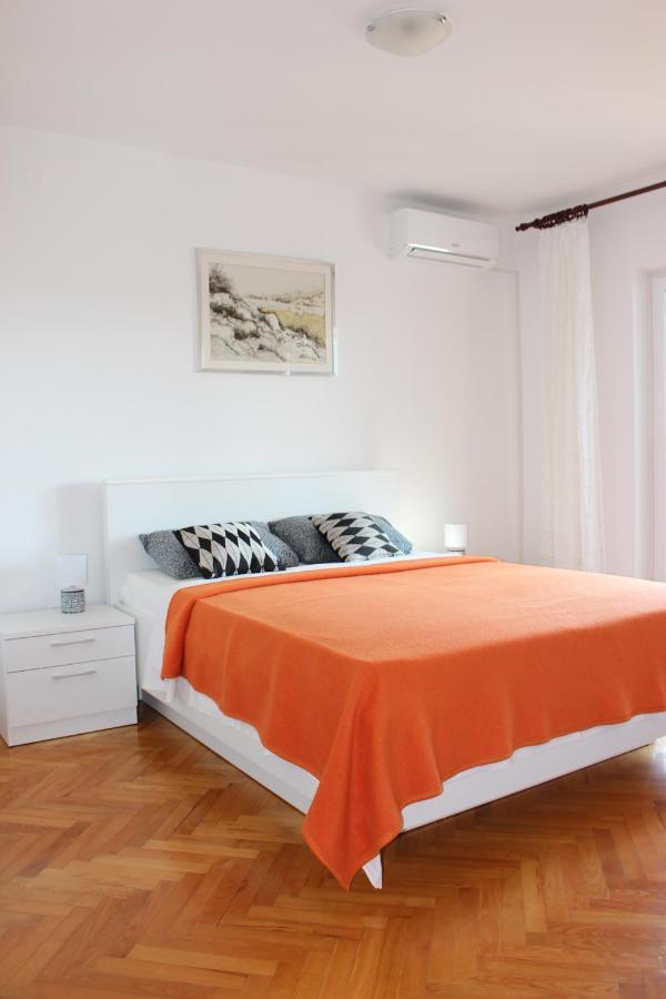Apartmani Mia Jadranovo Exterior foto