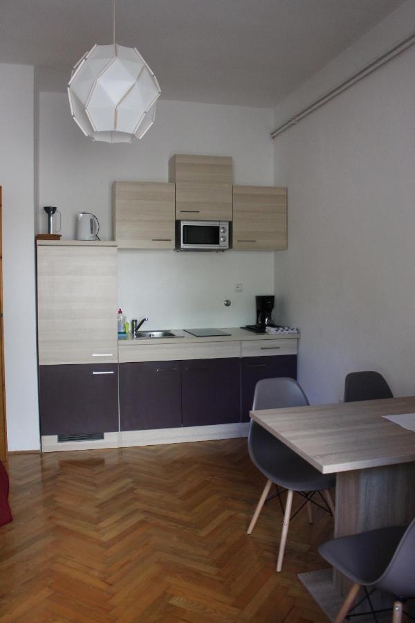 Apartmani Mia Jadranovo Exterior foto