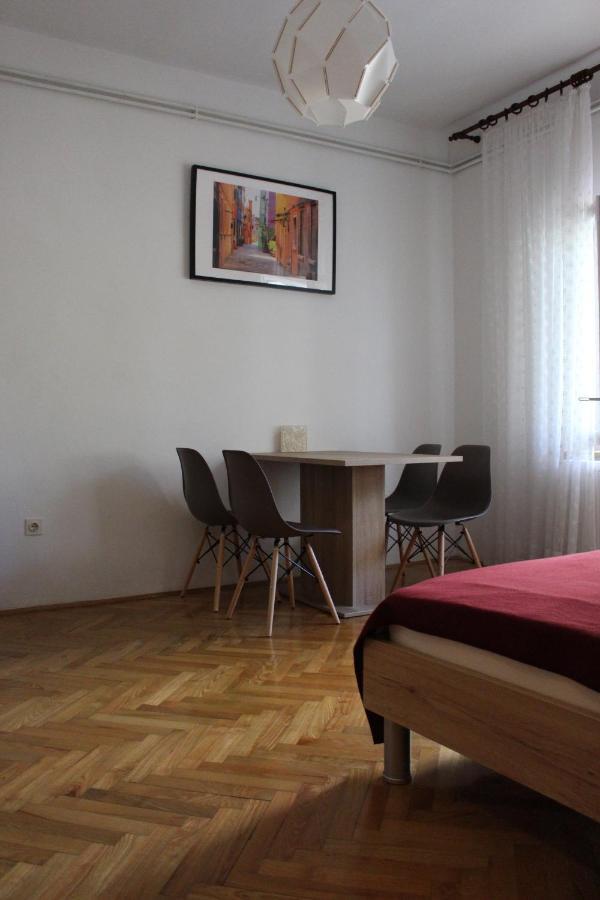 Apartmani Mia Jadranovo Exterior foto