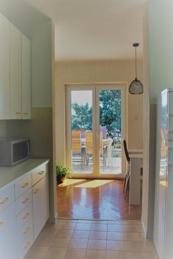 Apartmani Mia Jadranovo Exterior foto