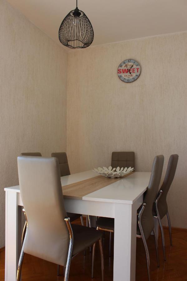 Apartmani Mia Jadranovo Exterior foto