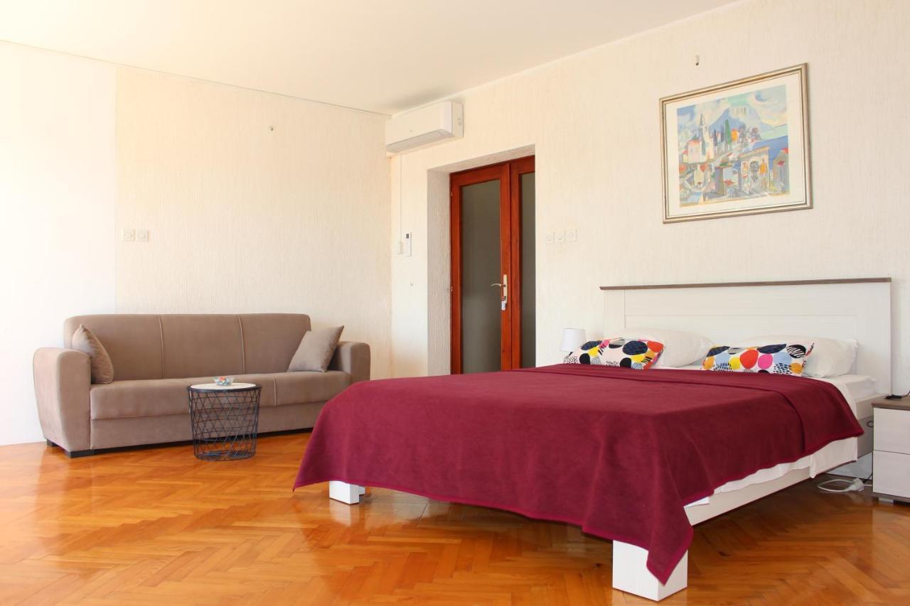 Apartmani Mia Jadranovo Exterior foto